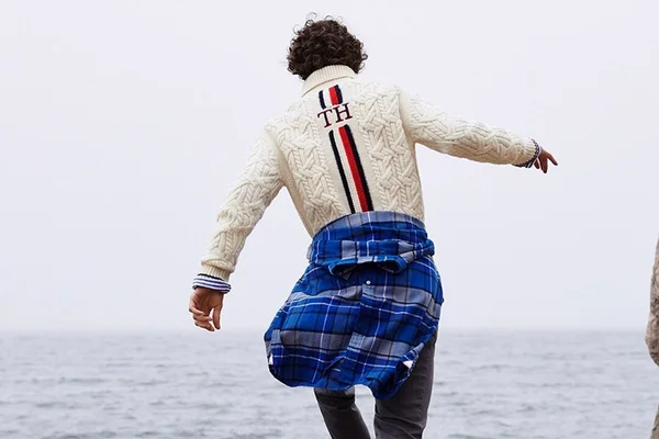 Com tecnologia 3D, Tommy Hilfiger chega a design 100% digital