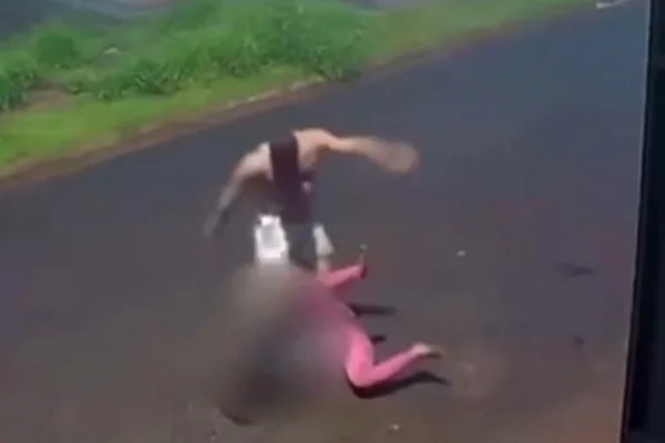 Mulher espancada pelo marido implora para não morrer