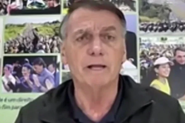 Foto colorida de Jair Bolsonaro - Metrópoles