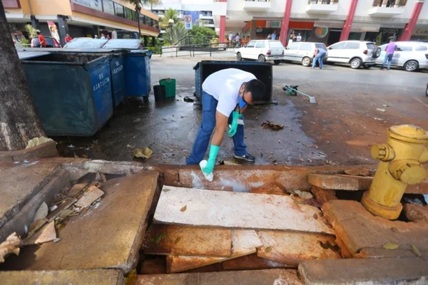 Ratos invadem área de restaurantes no Sudoeste. Veja vídeo