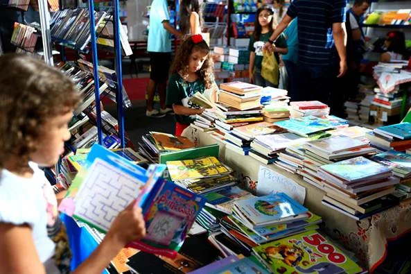 DF: 7 de Setembro de Bolsonaro afeta Feira do Livro neste ano. Entenda