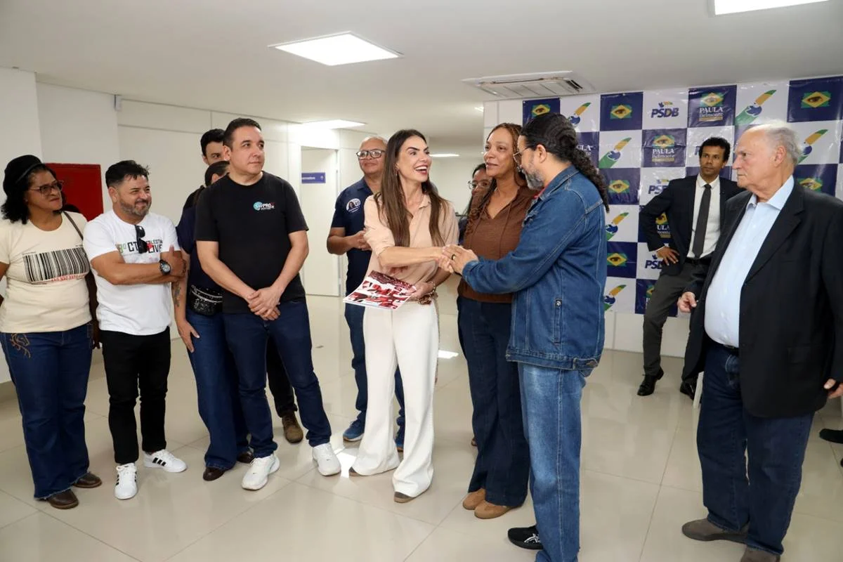 Paula Belmonte se reuniu com o Sindicato dos Professores do Distrito Federal Paula Belmonte se reuniu com o Sindicato dos Professores do Distrito Federal