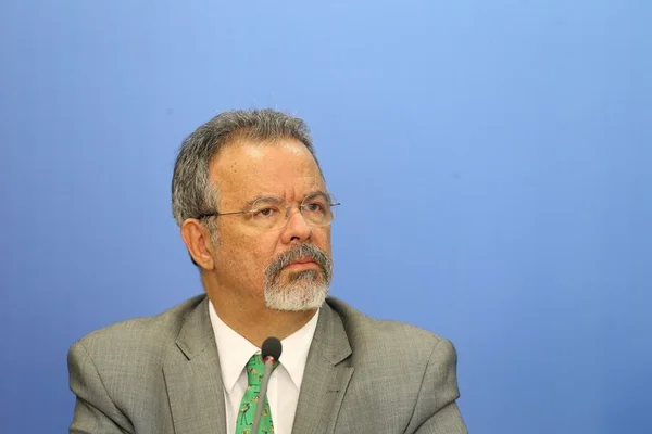 “O Brasil não será refém desse egoísmo”, diz Jungmann sobre greve