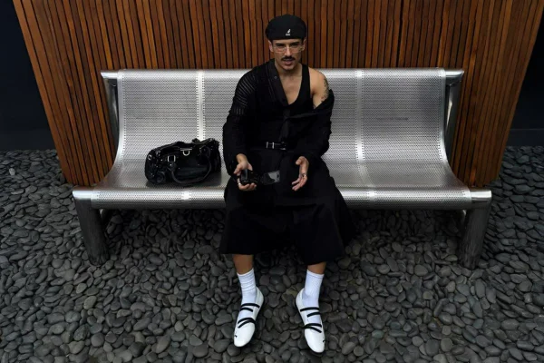 Sapatilha conquista guarda-roupa masculino e vira aposta para 2026