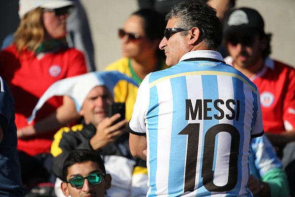 Camisa da Argentina é a mais procurada por brasileiros, diz o Google