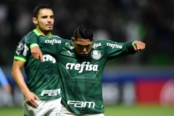 Palmeiras goleia e avança no primeiro lugar geral da Libertadores