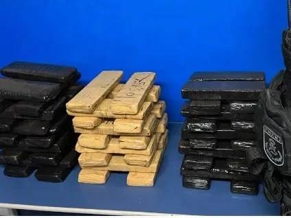 mulheres-presas-com-40kg-drogas-rodoviaria-rj-metropoles