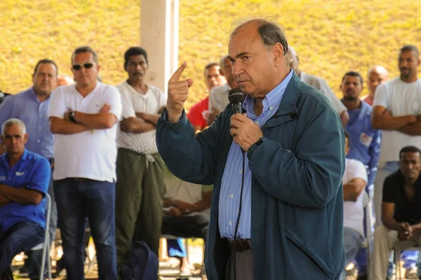 Ex-prefeito do Rio, César Maia é internado com Covid