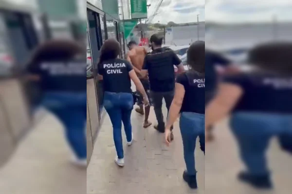 Homem que ameaçou ex-mulher, enviou mensagens: "Nojo do seu prikito"