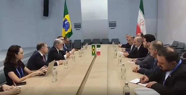 Imagem colorida mostra o assessor especial de Lula, Celso Amorim - Metrópoles