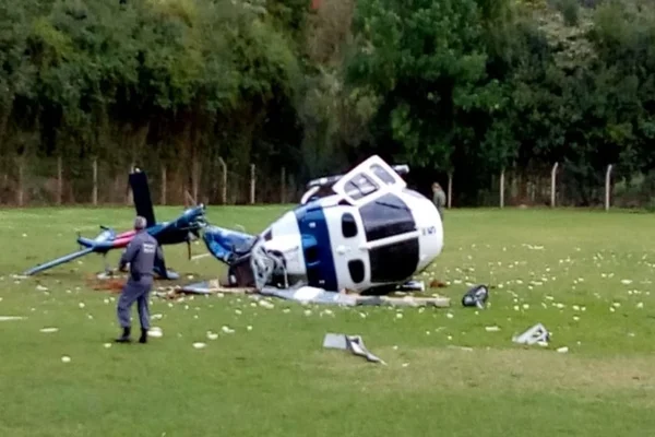 Helicóptero que transportava governador do ES cai em Domingos Martins