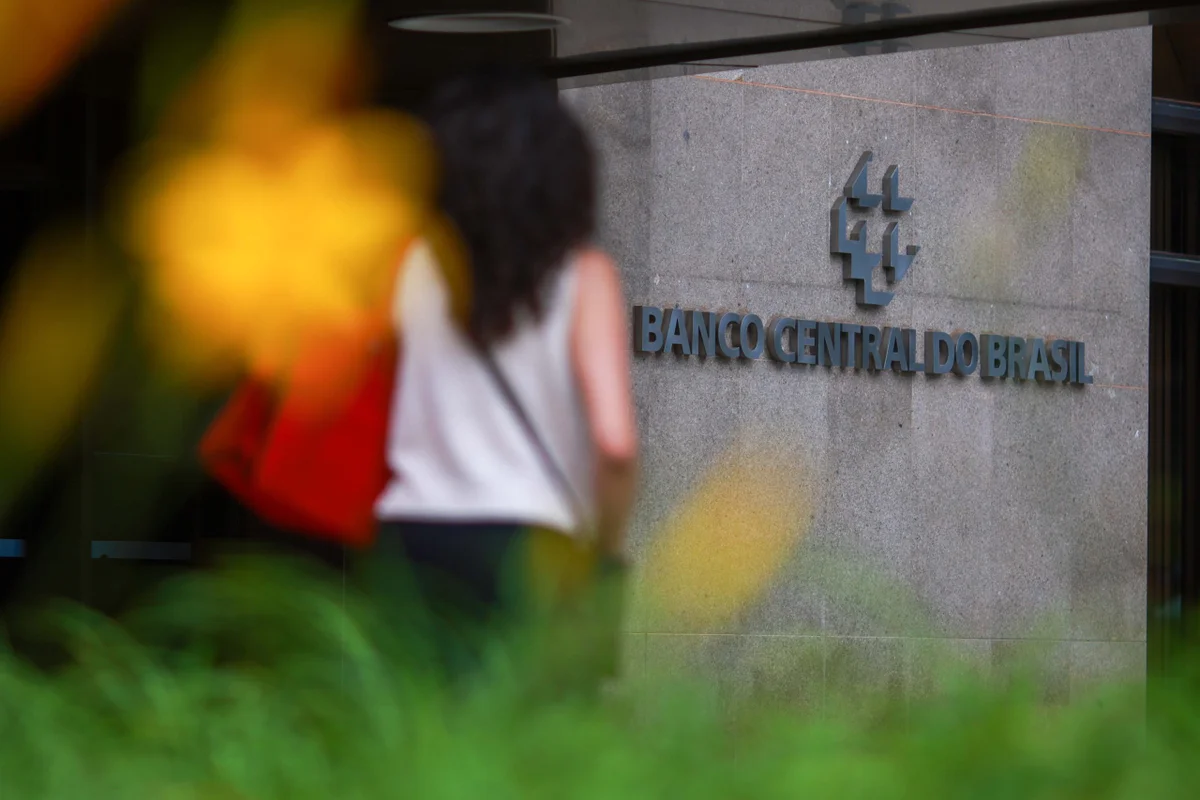 Banco Central: contas externas de maio têm déficit de US$ 3,2 bilhões