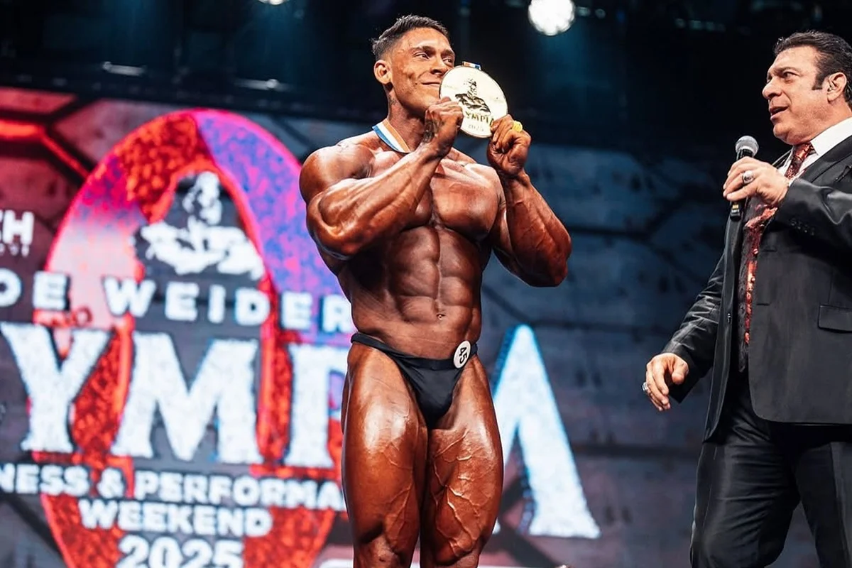 Ramon Dino bate peso e vai disputar o bicampeonato no Mr. Olympia - imagem 1 Ramon Dino bate peso e vai disputar o bicampeonato no Mr. Olympia - imagem 1
