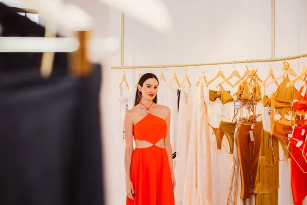 Sun Rose Beachwear leva tendências de moda praia para peças versáteis