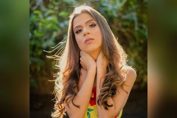 evellyn yuri feminicidio esfaqueada ouvidor goias (2)