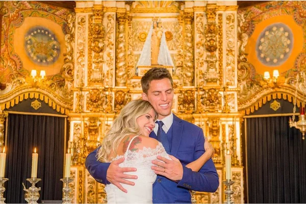 Amaury abre o jogo sobre crise no casamento com Karina Bacchi