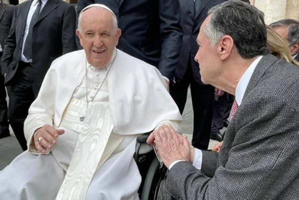 Papa Francisco e ministro Luís Roberto Barroso