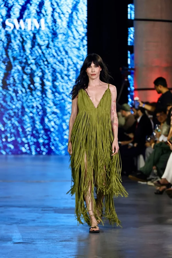 Metrópoles Catwalk chega ao fim: veja os famosos que cruzaram a passarela - destaque galeria Metrópoles Catwalk chega ao fim: veja os famosos que cruzaram a passarela - destaque galeria