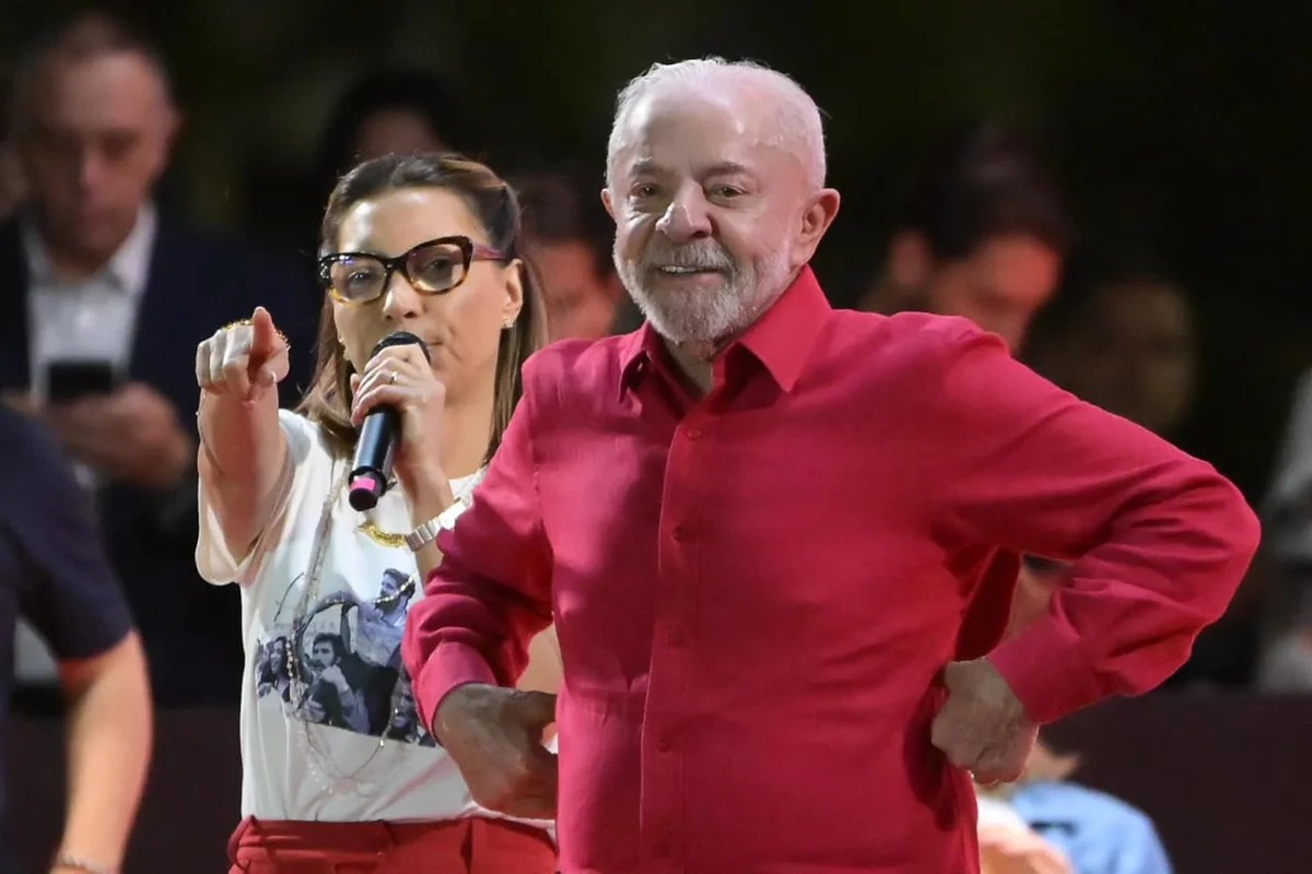 Presidente Lula e primeira-dama Janja participam de ato de campanha em Ceilândia, no Distrito Federal Presidente Lula e primeira-dama Janja participam de ato de campanha em Ceilândia, no Distrito Federal