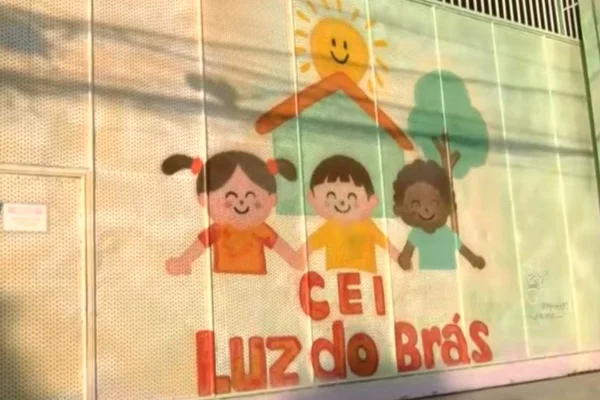 Após morte do bebê durante uma atividade recreativa, cinco funcionários da Creche Luz do Brás passaram a ser investigados pela Polícia Civil - Metrópoles