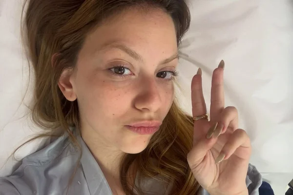Com câncer, Bruna Furlan, neta de Carlos Alberto de Nóbrega, relata ataques na web - Metrópoles