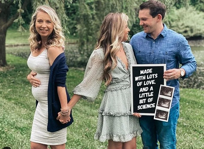 Até que a mãe dela se ofereceu para ser barriga de aluguel Até que a mãe dela se ofereceu para ser barriga de aluguel