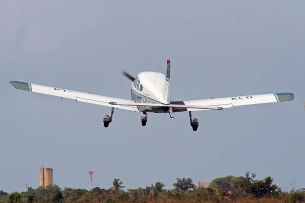 Após morte do cantor Gabriel Diniz, Anac suspende voos de aeroclube