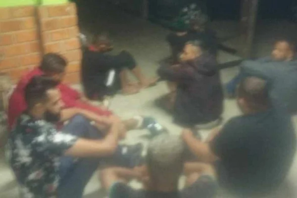 Festa clandestina com 60 pessoas é interrompida pela PM