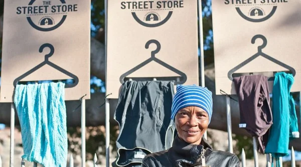 Brasília recebe loja para moradores de rua “The Street Store”