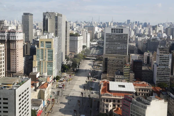 Vista aérea da cidade de SP - Metrópoles
