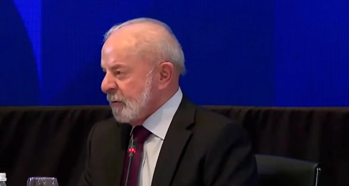 “O mundo não aceita uma nova guerra fria”, diz Lula a empresários 1 Presidente Lula em reunião com empresários na Malásia