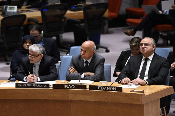 Imagem colorida de reunião no Conselho de Segurança da ONU - Metrópoles
