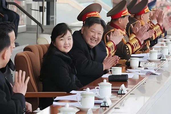 Kim Jong Un e sua filha - Metrópoles