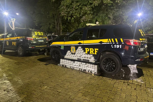 Imagem colorida,RJ: PRF apreende 10 mil munições de fuzil em carro; motorista é presa- Metrópoles