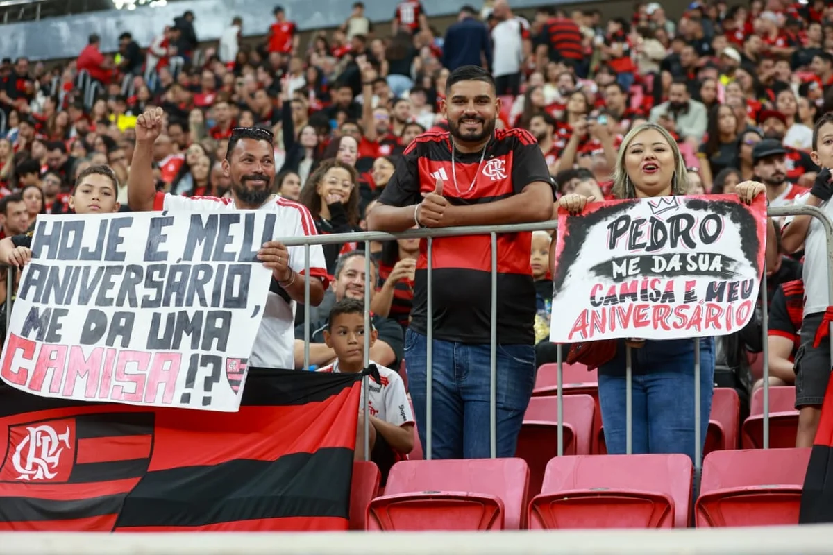 Lorran vira o placar para o Flamengo contra Olimpia. Acompanhe - imagem 16 Lorran vira o placar para o Flamengo contra Olimpia. Acompanhe - imagem 16