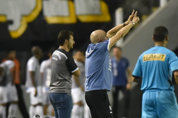 Jesualdo reclama do horário do clássico Corinthians x Santos