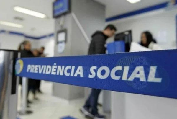 Parte interna do prédio da Previdência Social Câmara dos deputados - Metrópoles