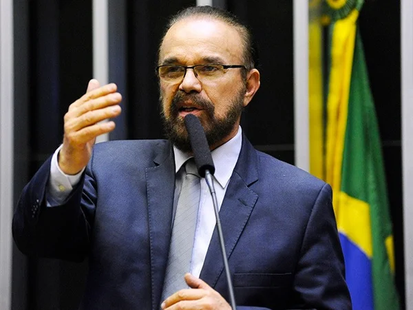 O deputado da chamada frente parlamentar evangélica, Lincoln Portela (PL-DF) - Metrópoles