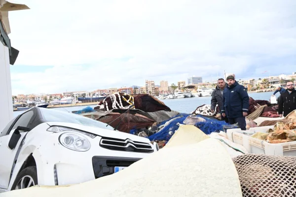 Costa de Mazarrón após tempestade