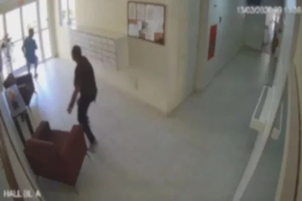 Advogado é preso por tentar matar policial com facão, em Florianópolis