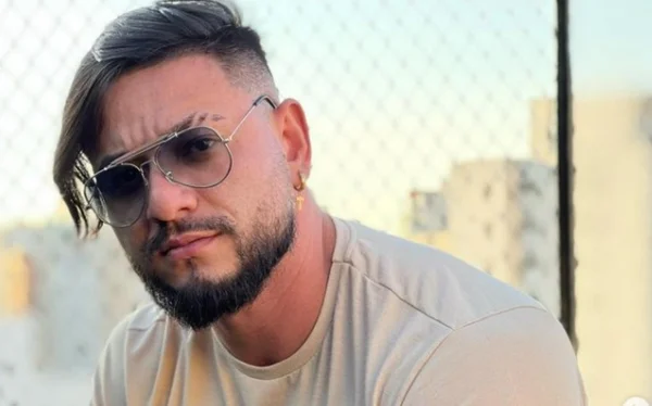 foto colorida do fisiculturista e economista Denis Yoshio, 31, morto em SP - Metrópoles