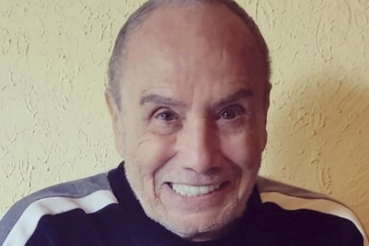 Stênio Garcia é ator e conhecido por personagens como o caminhoneiro Bino de "Carga Pesada" Stênio Garcia é ator e conhecido por personagens como o caminhoneiro Bino de "Carga Pesada"