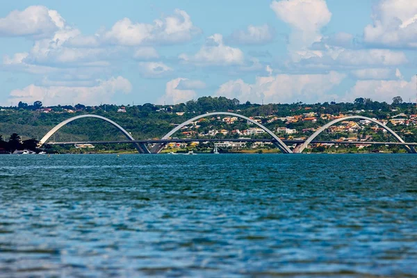 Empresa citada na Lava Jato vai captar água do Lago Paranoá