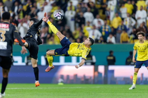 Cristiano Ronaldo marcou um gol de bicicleta