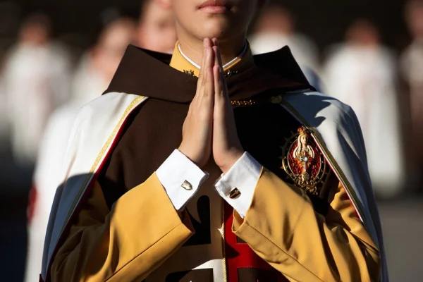 Arautos do Evangelho: os segredos escondidos nos castelos do grupo católico