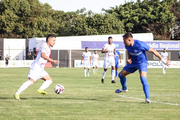 Jogadores de Ceilândia e Barra pelas oitavas da Série D