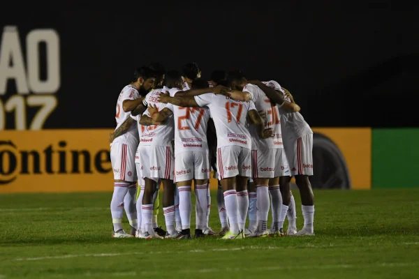 Copa do Brasil: com falha, Inter é eliminado por time da 4ª divisão
