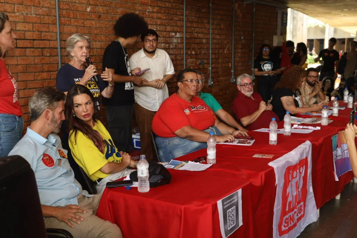 Outros candidatos ao GDF estiveram presentes no debate Outros candidatos ao GDF estiveram presentes no debate