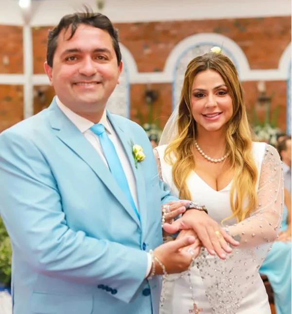 Júnior Lourenço e a esposa, Carolina Trovão