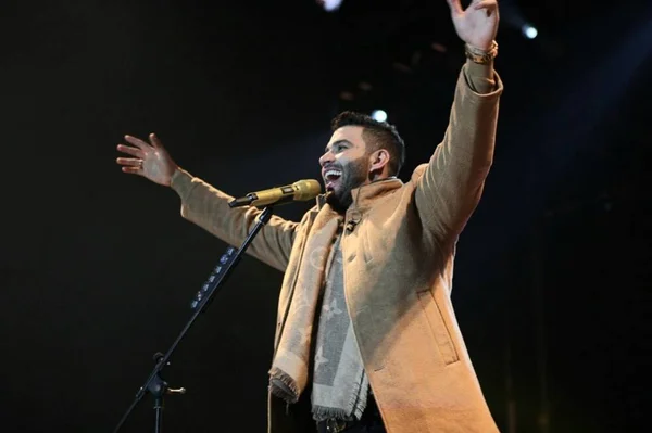 Gusttavo Lima, Gilberto Gil e Titãs: veja lives desta sexta (26/06)